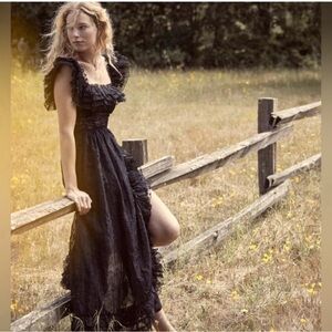 Doen Black Lace Maxi Dress